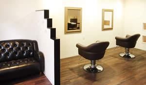 美容室グロッシー店内